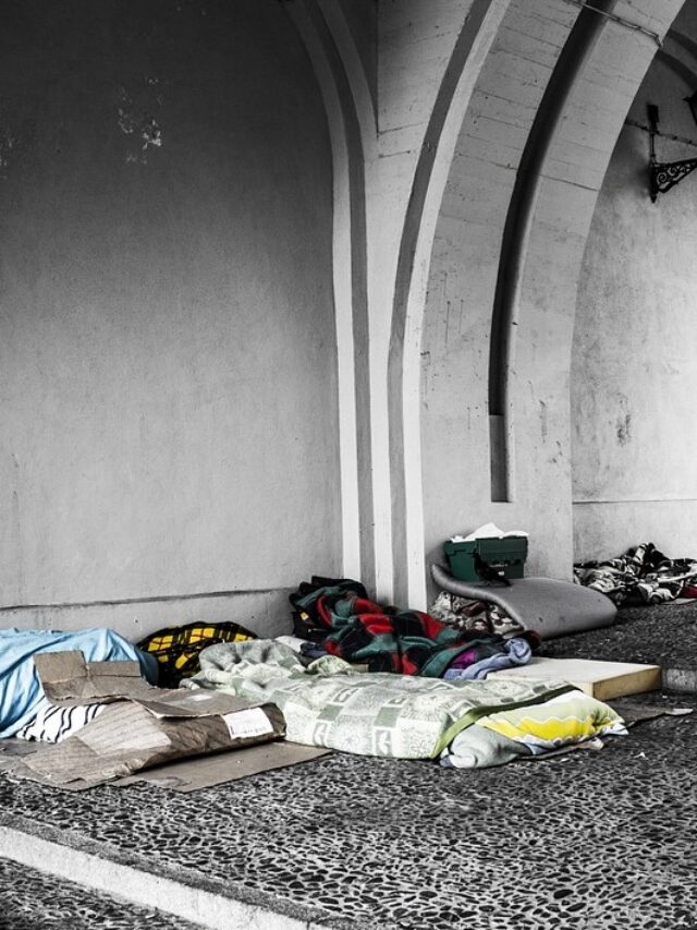 Florida Bans Outdoor Sleeping: Key Takeaways
